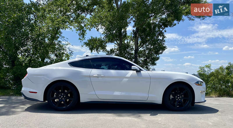 Купе Ford Mustang 2020 в Полтаве