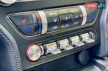 Купе Ford Mustang 2020 в 