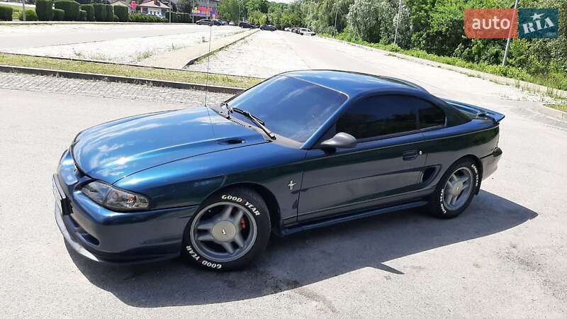 Купе Ford Mustang 1995 в Днепре