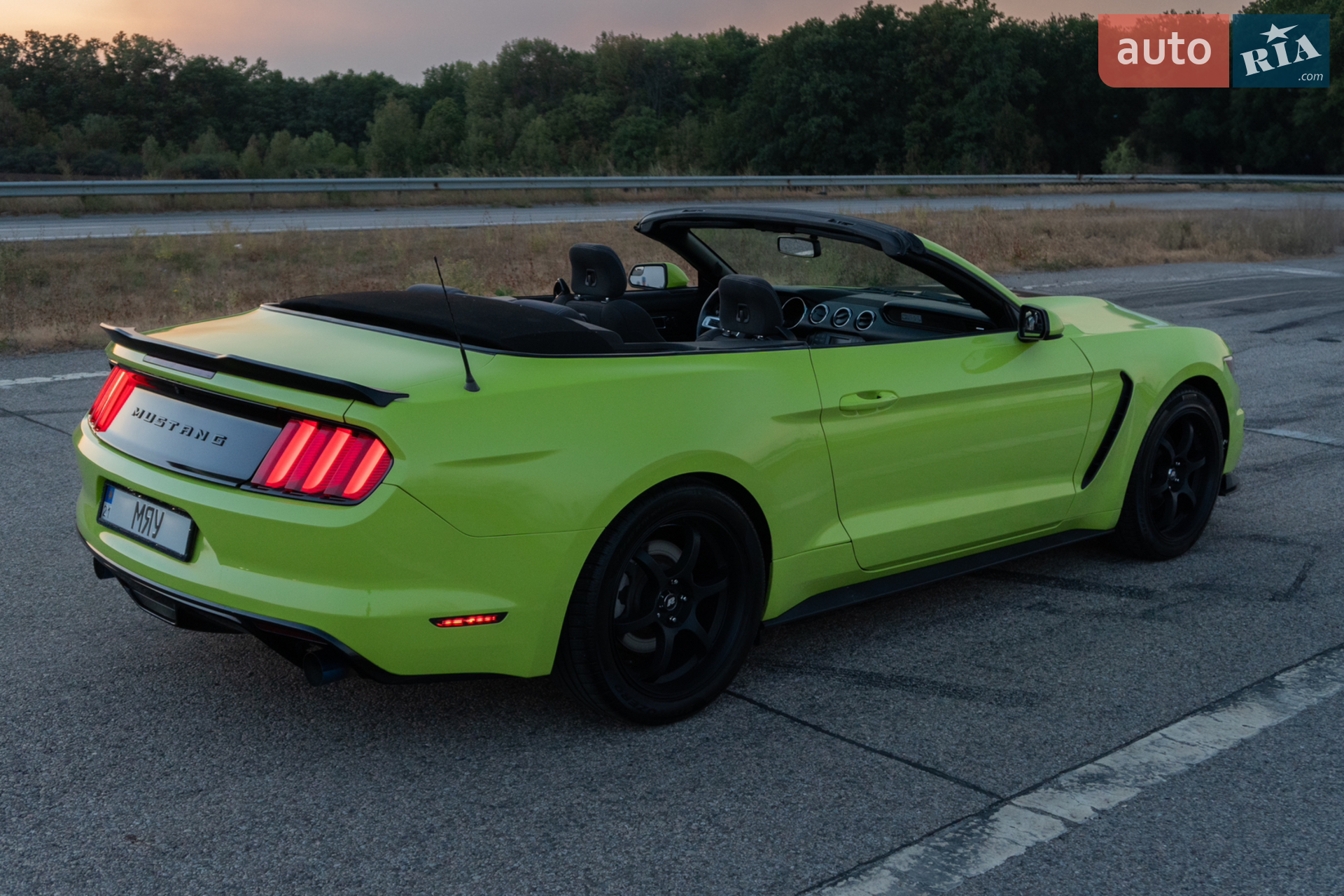2015 Ford Mustang - мініатюра 18