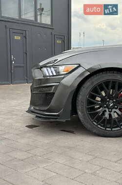 Купе Ford Mustang 2016 в 