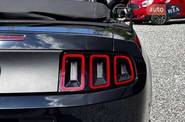 Кабриолет Ford Mustang 2014 в 