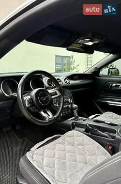 Купе Ford Mustang 2020 в 