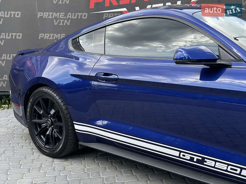 Купе Ford Mustang 2015 в Виннице
