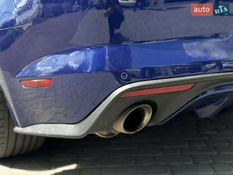 Купе Ford Mustang 2015 в Виннице