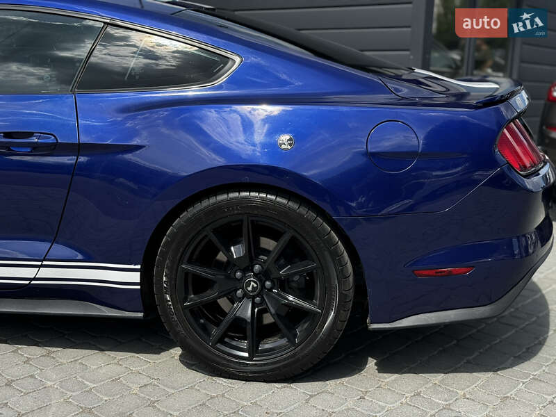 Купе Ford Mustang 2015 в Виннице