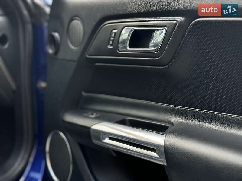 Купе Ford Mustang 2015 в Виннице