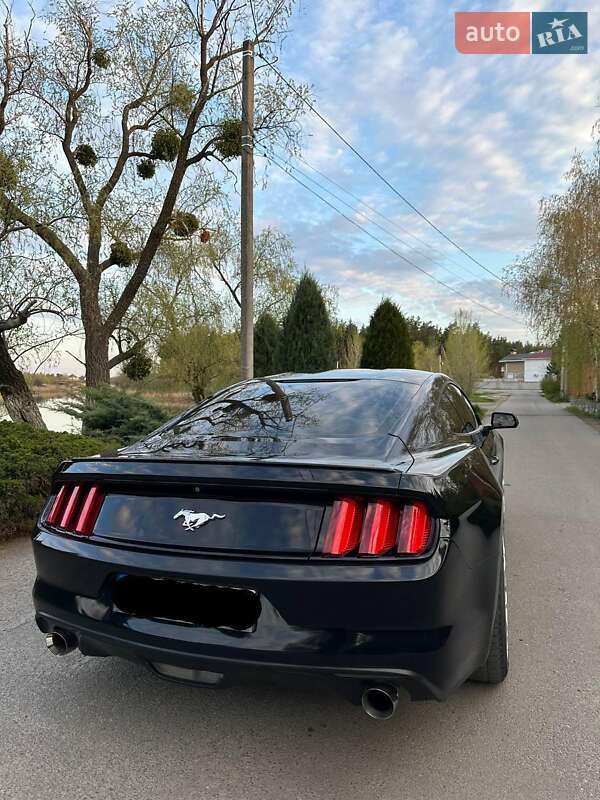 Купе Ford Mustang 2015 в Днепре