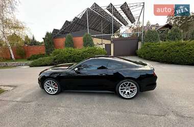 Купе Ford Mustang 2015 в 