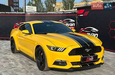 Купе Ford Mustang 2015 в Дніпрі
