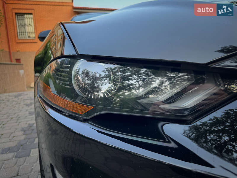 Купе Ford Mustang 2018 в Києві
