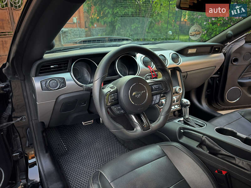 Купе Ford Mustang 2018 в Києві