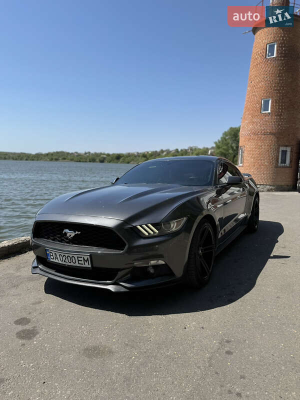 Купе Ford Mustang 2015 в Кропивницком фото 3 Купе Ford Mustang 2015 в Кропивницком