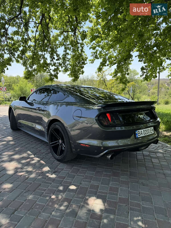 Купе Ford Mustang 2015 в Кропивницком фото 13 Купе Ford Mustang 2015 в Кропивницком