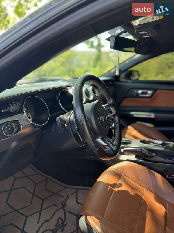 Купе Ford Mustang 2015 в Кропивницком фото 21 Купе Ford Mustang 2015 в Кропивницком