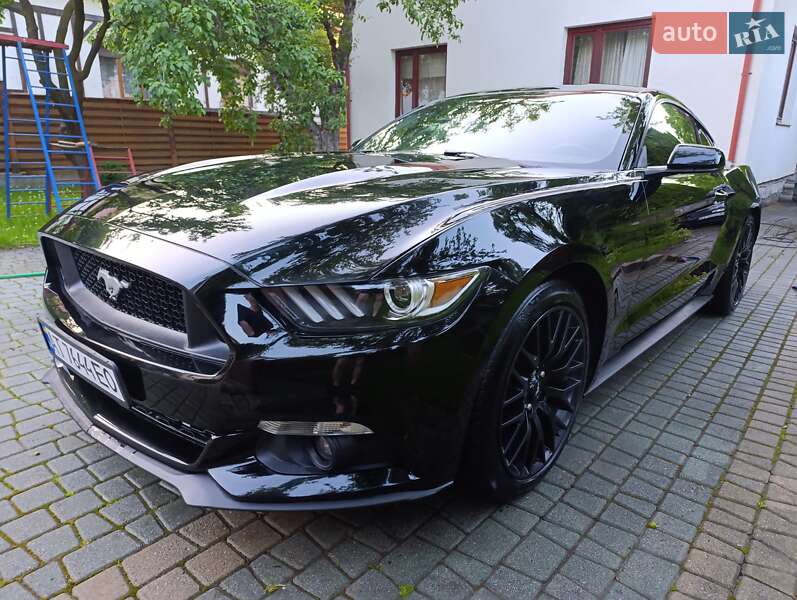 Купе Ford Mustang 2016 в Коломые