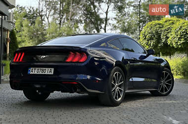 Купе Ford Mustang 2018 в 