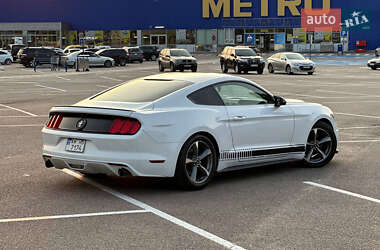Купе Ford Mustang 2016 в 