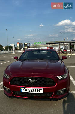 Купе Ford Mustang 2015 в 