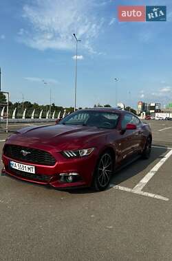 Купе Ford Mustang 2015 в Києві