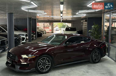 Купе Ford Mustang 2018 в 