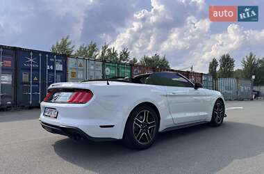 Кабриолет Ford Mustang 2019 в 