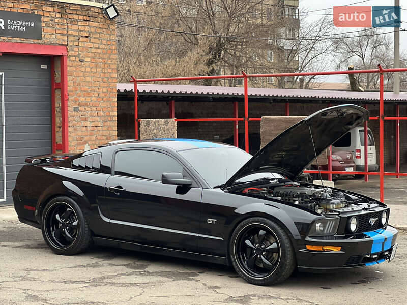 Купе Ford Mustang 2007 в Кривом Роге