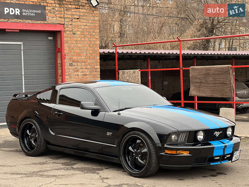 Купе Ford Mustang 2007 в Кривом Роге
