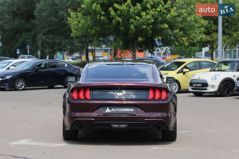 Купе Ford Mustang 2018 в Киеве