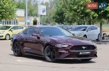 Купе Ford Mustang 2018 в Києві