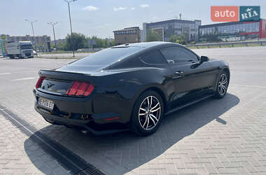 Купе Ford Mustang 2016 в 