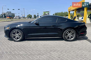 Купе Ford Mustang 2016 в 