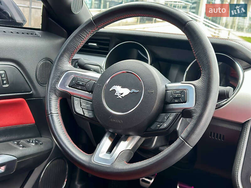 Купе Ford Mustang 2015 в Днепре фото 17 Купе Ford Mustang 2015 в Днепре