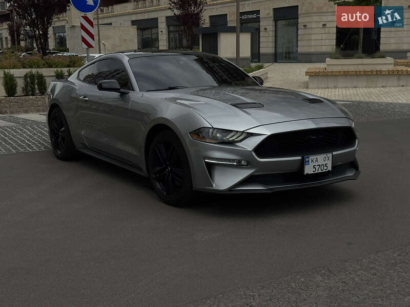 Купе Ford Mustang 2021 в Умани
