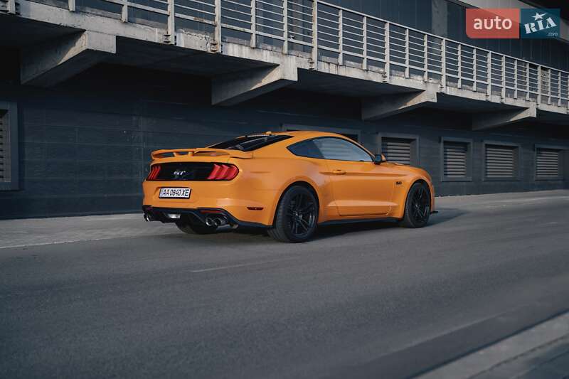 Купе Ford Mustang 2019 в Киеве