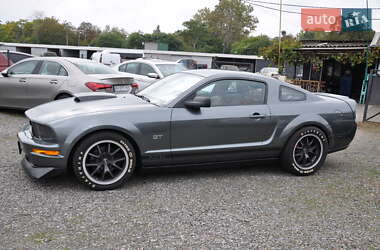 Купе Ford Mustang 2006 в 