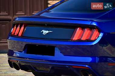 Купе Ford Mustang 2016 в 