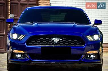 Купе Ford Mustang 2016 в 