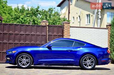 Купе Ford Mustang 2016 в 