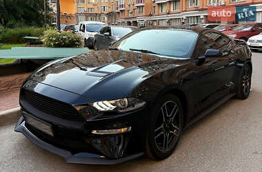 Купе Ford Mustang 2018 в 