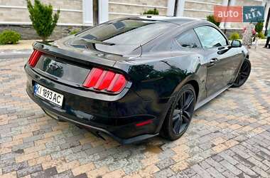 Купе Ford Mustang 2014 в 