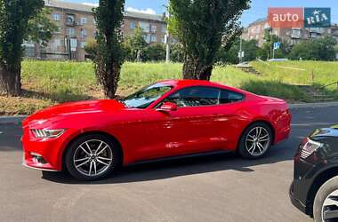 Купе Ford Mustang 2016 в 