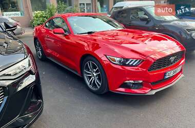 Купе Ford Mustang 2016 в 