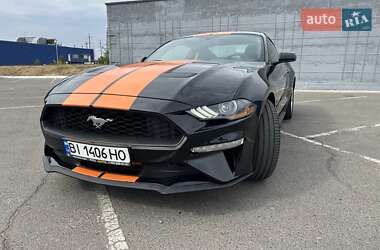 Купе Ford Mustang 2018 в 