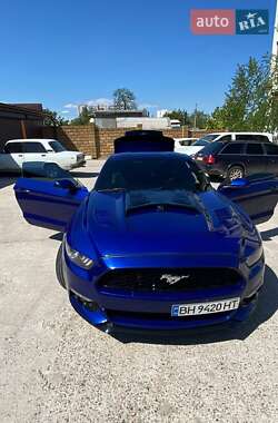 Купе Ford Mustang 2015 в 