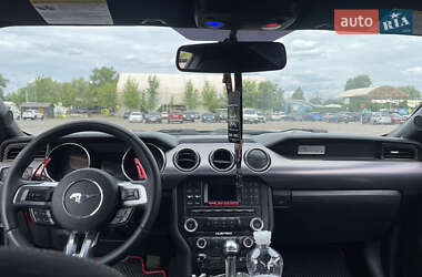 Купе Ford Mustang 2015 в 