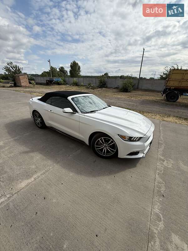 Кабриолет Ford Mustang 2016 в Кривом Роге фото Кабриолет Ford Mustang 2016 в Кривом Роге