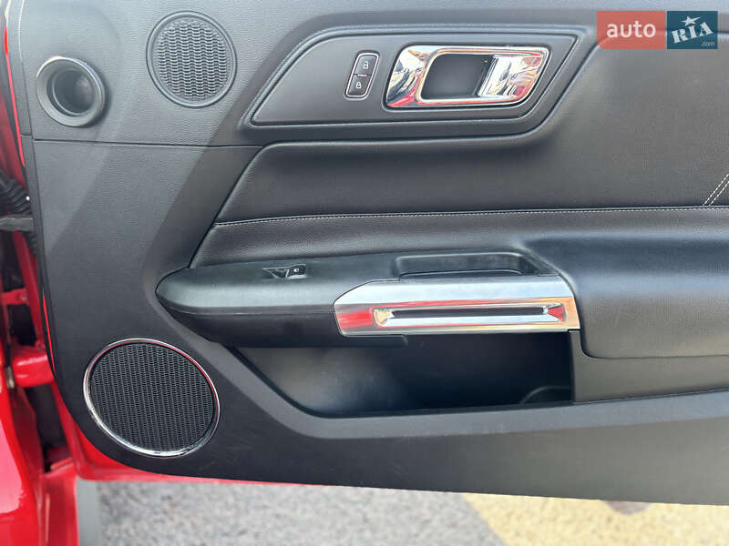Кабриолет Ford Mustang 2015 в Львове фото 24 Кабриолет Ford Mustang 2015 в Львове