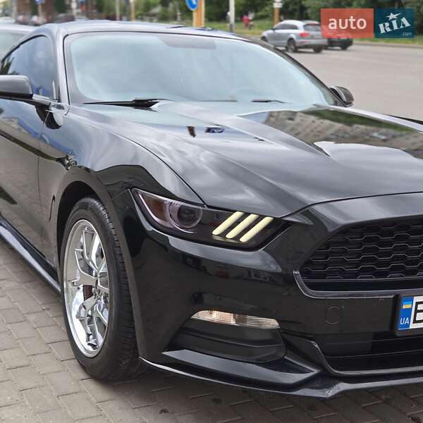Купе Ford Mustang 2016 в Сумах
