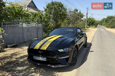 Кабриолет Ford Mustang 2019 в 